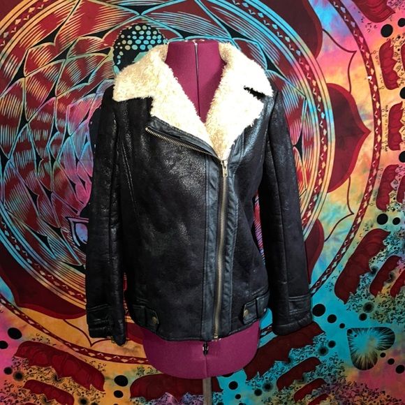 ***SOLD***🌟🌟HOST PICK🌟🌟 Jealous Tomato Jacket - Picture 2 of 16